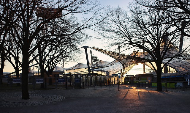 创逾30年来最高 英国1月公共部门财政盈余达154亿英镑.